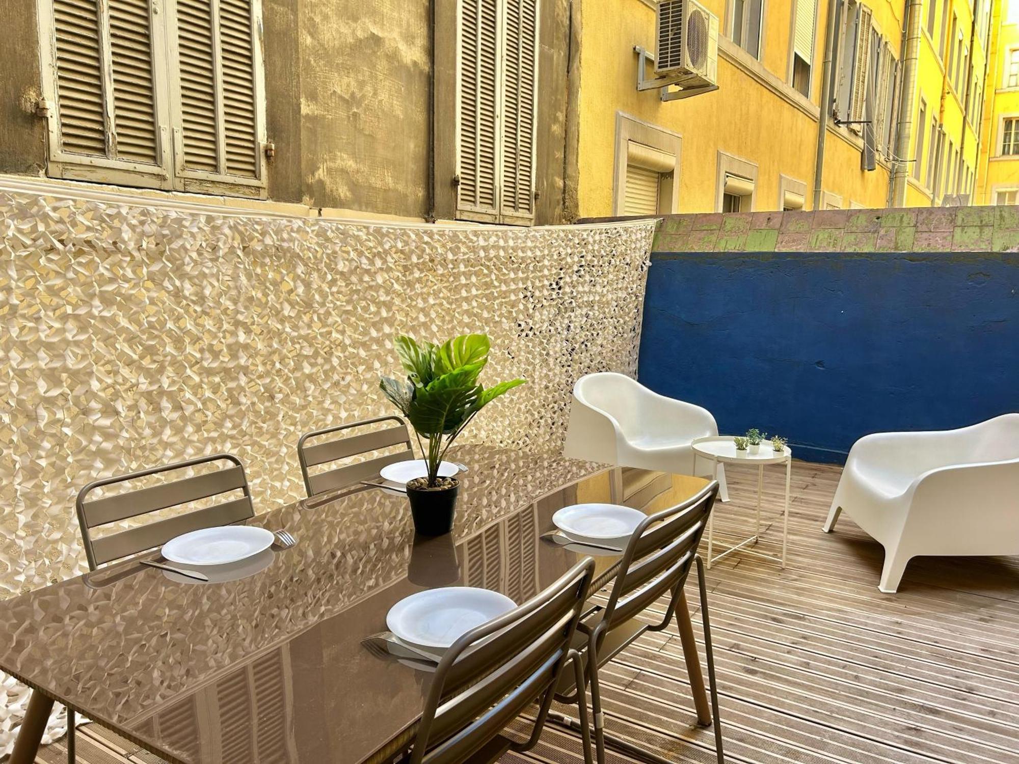 Chez Marie Et Romain- Appartement De Charme Au Coeur De La Joliette Proche Panier Centre Ville 马赛 外观 照片